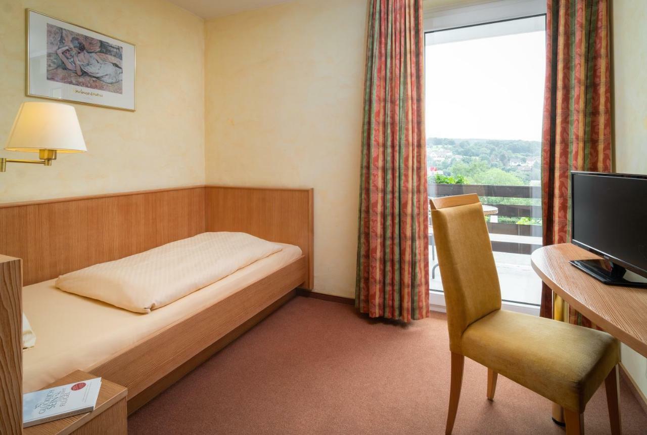 Akzent Hotel Haus Sonnenberg Шоттен Экстерьер фото